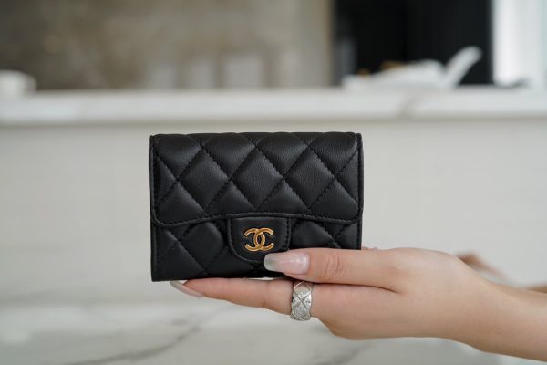 シャネル CHANEL マトラッセ クラシックカードケース ブラック 黒 AP0214 Y01864 C3906 ラムスキン ゴールド金具