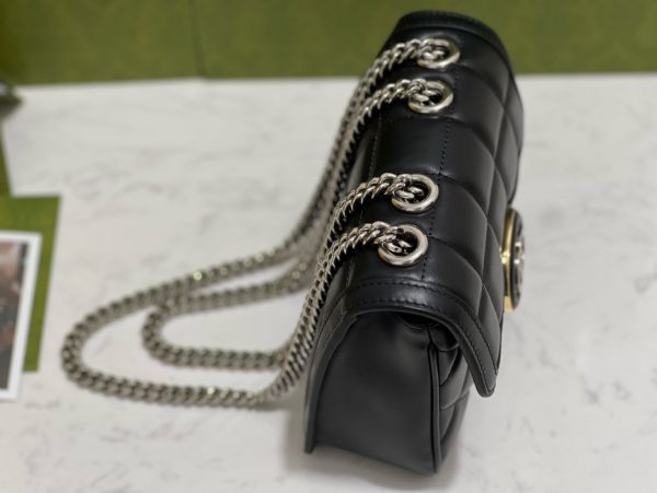 グッチ ショルダーバッグ 2024年 新作 デコ ブラック 741457 レザー ゴールド金具 - 画像 (6)