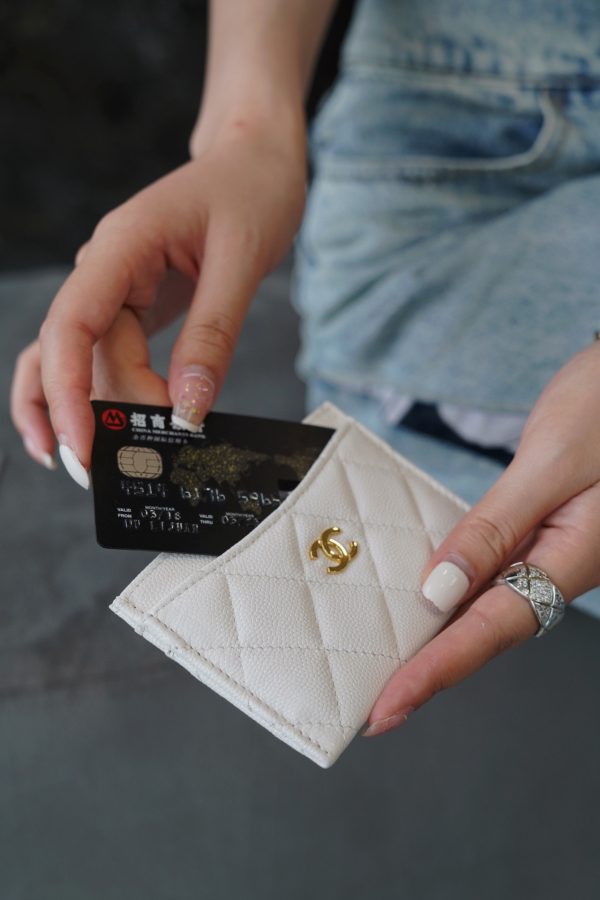 シャネル CHANEL カードケース 名刺入れ ホワイト A31510 Y01480 キャビアスキン ゴールド金具 - 画像 (8)