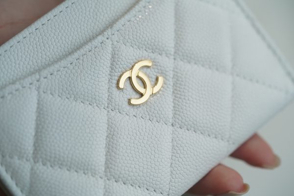 シャネル CHANEL カードケース 名刺入れ ホワイト A31510 Y01480 キャビアスキン ゴールド金具 - 画像 (9)
