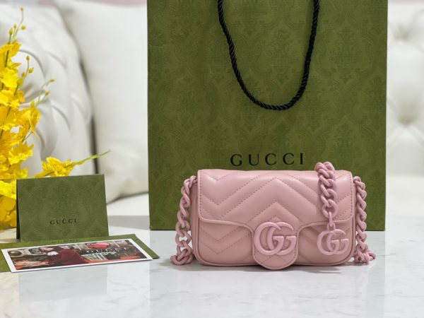 グッチ GGマーモント ベルトバッグ ピンク 699757 レザー シルバー金具