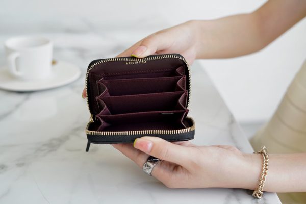 シャネル CHANEL ラウンドファスナーコインケース 小銭入れ ブラック AP0216 キャビアスキン ゴールド金具 - 画像 (8)