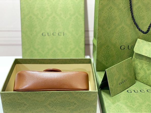 グッチ GGマーモントチェーンミニショルダー ピンクベージュ 476433 レザー ゴールド金具 - 画像 (3)
