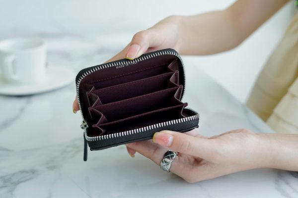 シャネル CHANEL ラウンドファスナーコインケース 小銭入れ ブラック AP0216 キャビアスキン シルバー金具 - 画像 (8)