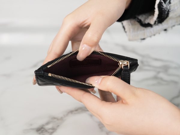 シャネル CHANEL カードケース マトラッセ クラシック ジップ ココマーク ブラック AP2570 ラムスキン ゴールド金具 - 画像 (6)