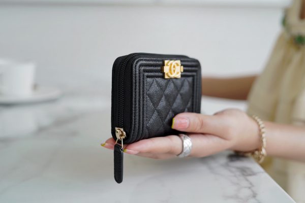 シャネル CHANEL ボーイシャネル コインケース ラウンドジップ ブラック A80602 キャビアスキン ゴールド金具 - 画像 (3)