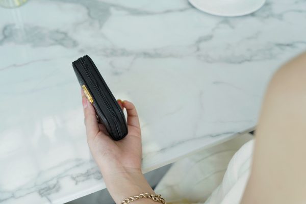 シャネル CHANEL ボーイシャネル コインケース ラウンドジップ ブラック A80602 ラムスキン ゴールド金具 - 画像 (6)