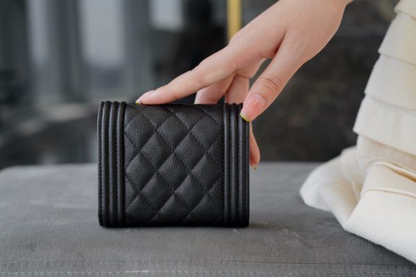 シャネル CHANEL ボーイシャネル 小銭入れ付き三つ折り財布 ブラック 6638 キャビアスキン ゴールド金具 - 画像 (4)