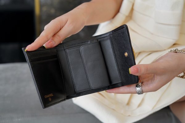 シャネル CHANEL ボーイシャネル 小銭入れ付き三つ折り財布 ブラック 6638 キャビアスキン ゴールド金具 - 画像 (7)