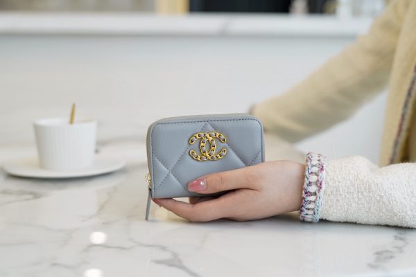 シャネル CHANEL コインケース 19 ジップ コインパース グレー AP0949 ラムスキン ゴールド金具 - 画像 (2)