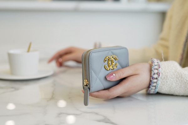 シャネル CHANEL コインケース 19 ジップ コインパース グレー AP0949 ラムスキン ゴールド金具 - 画像 (3)