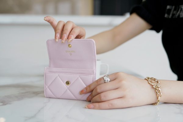 シャネル CHANEL カードケース 19フラップ ココマーク ピンク AP1790 ラムスキン ゴールド金具 - 画像 (7)
