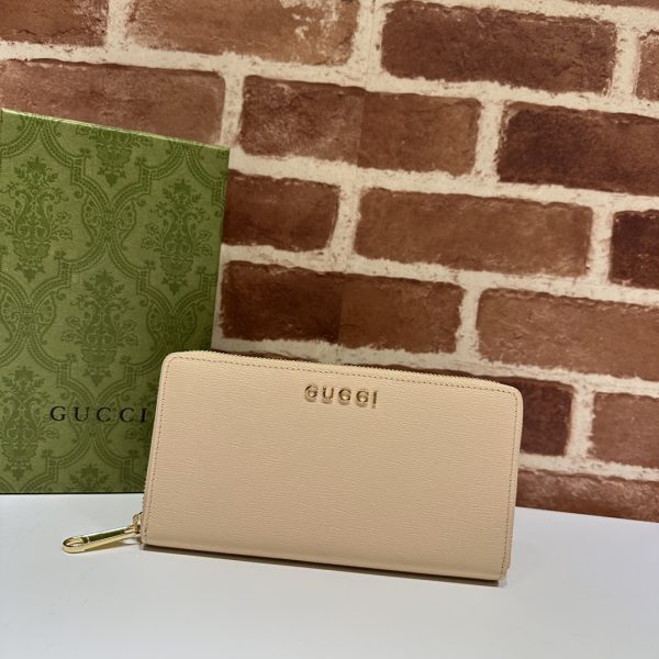 グッチ 長財布 スクリプト ジップアラウンドウォレット ベージュ 772642 レザー ゴールド金具