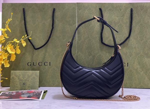 グッチ GGマーモント マトラッセ ミニバッグ ハンドバッグ ブラック 699514 DTDHT 6832 レザー ゴールド金具 - 画像 (2)