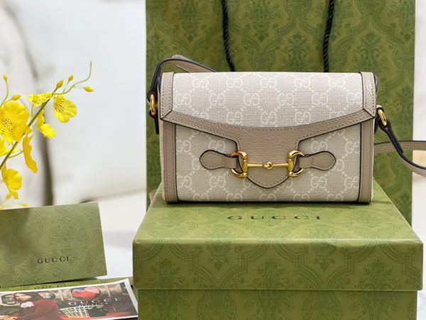 グッチ ホースビット 1955 ショルダーバッグ ベージュ＆ホワイト ‎‎‎699296 UULBG 9683 GGスプリームキャンバス×レザー ゴールド金具 - 画像 (2)