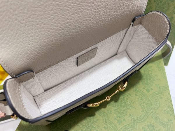 グッチ ホースビット 1955 ショルダーバッグ ベージュ＆ホワイト ‎‎‎699296 UULBG 9683 GGスプリームキャンバス×レザー ゴールド金具 - 画像 (9)