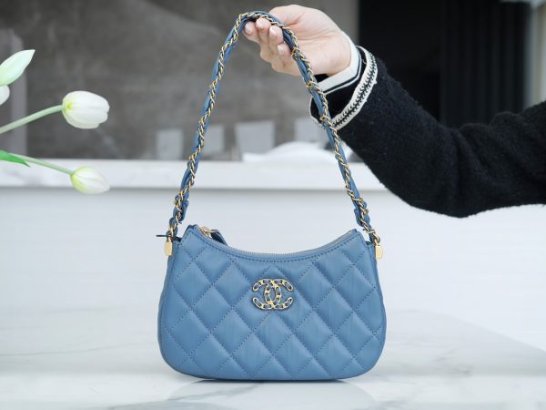 シャネル CHANEL バッグ 新作 2024 19シャネル ブルー AS2356 ラムスキン ゴールド金具