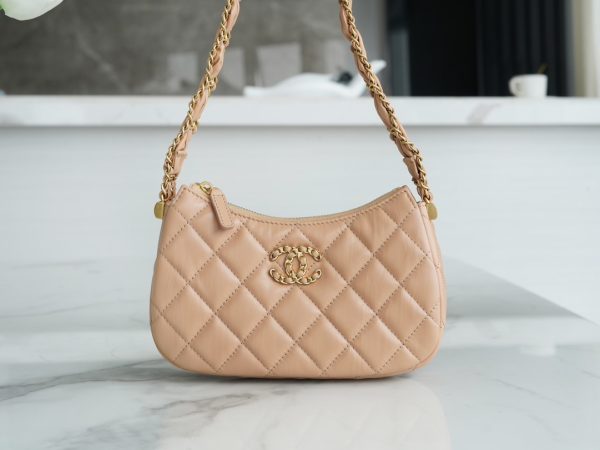 シャネル CHANEL バッグ 新作 2024 19シャネル ベージュ AS2356 ラムスキン ゴールド金具 - 画像 (2)