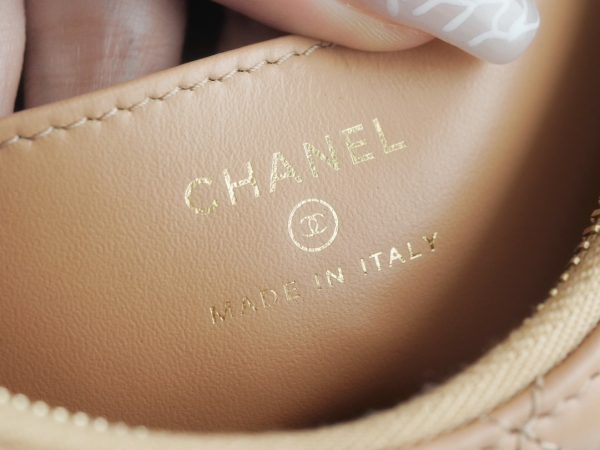 シャネル CHANEL バッグ 新作 2024 19シャネル ベージュ AS2356 ラムスキン ゴールド金具 - 画像 (9)