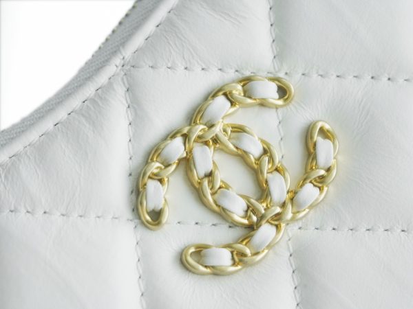 シャネル CHANEL バッグ 新作 2024 シャネル19 ホワイト AS2356 ラムスキン ゴールド金具 - 画像 (7)