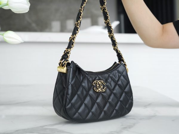 シャネル CHANEL バッグ 新作 2024 シャネル19 ブラック AS2356 ラムスキン ゴールド金具 - 画像 (2)