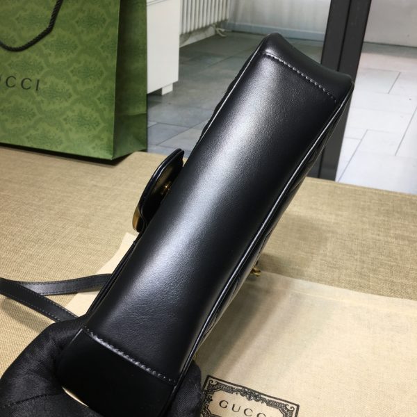グッチ GGマーモント キルティング スモール ショルダーバッグ ブラック ‎‎‎443497 DTDIT 1000 シェブロンレザー ゴールド金具 - 画像 (5)