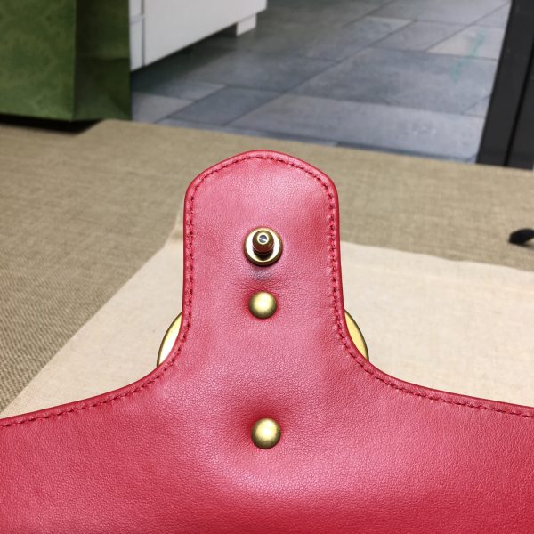 グッチ GGマーモント キルティング スモール ショルダーバッグ レッド ‎‎‎‎443497 AABZC 6832 シェブロンレザー ゴールド金具 - 画像 (8)