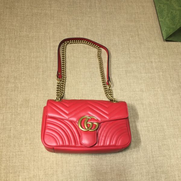 グッチ GGマーモント キルティング スモール ショルダーバッグ レッド ‎‎‎‎443497 AABZC 6832 シェブロンレザー ゴールド金具 - 画像 (9)