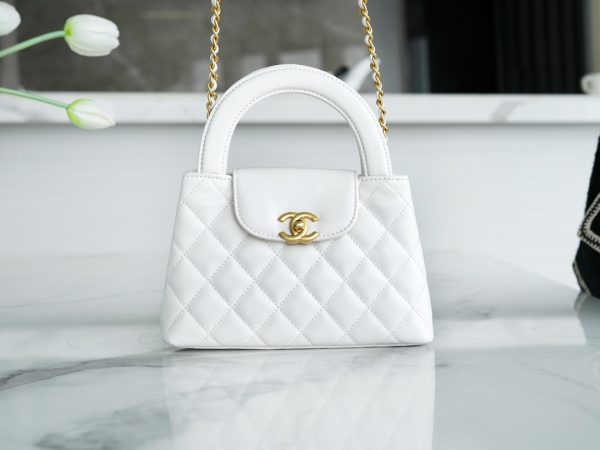シャネル CHANEL バッグ 新作 2024 Kelly ホワイト AS2355 ラムスキン ゴールド金具
