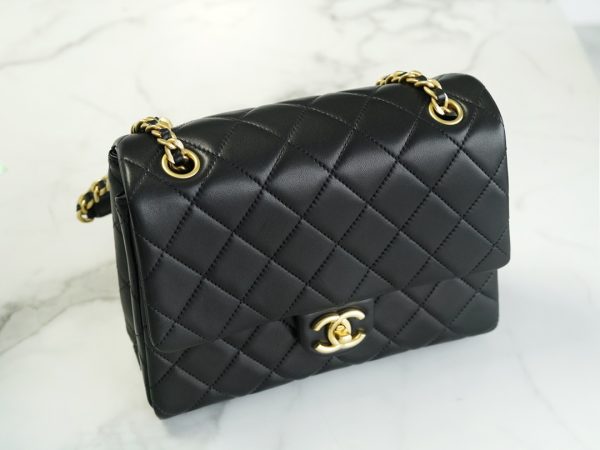 シャネル CHANEL バッグ 新作 2024 ブラック AS2315 ラムスキン ゴールド金具 - 画像 (7)