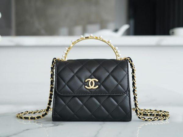 シャネル CHANEL バッグ 新作 2024 ブラック AS2351 ラムスキン ゴールド金具