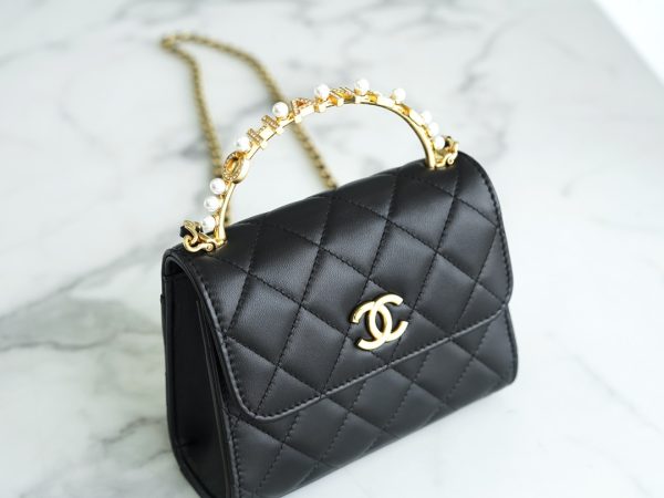 シャネル CHANEL バッグ 新作 2024 ブラック AS2351 ラムスキン ゴールド金具 - 画像 (7)