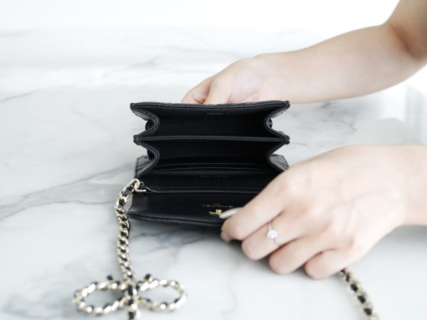 シャネル CHANEL バッグ 新作 2024 ブラック AS2325 キャビアスキン シルバー金具 - 画像 (8)