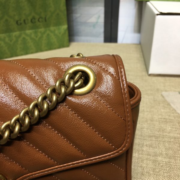 グッチ GGマーモント キルティング スモール ショルダーバッグ ブラウン ‎443497 DTDIT 2535 レザー ゴールド金具 - 画像 (9)