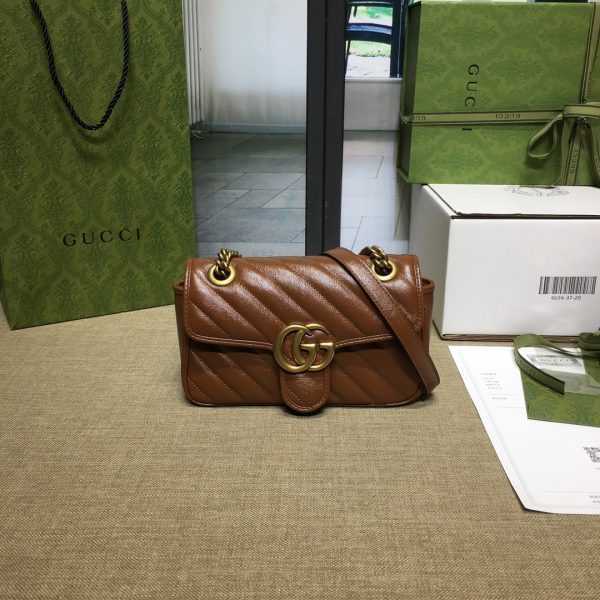 グッチ GGマーモント キルティング ミニバッグ ブラウン ‎446744 DTDIT 2535 レザー ゴールド金具 - 画像 (2)