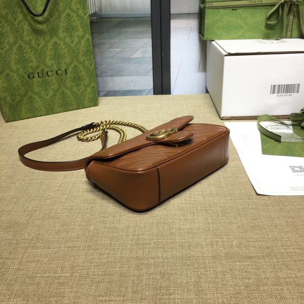グッチ GGマーモント キルティング ミニバッグ ブラウン ‎446744 DTDIT 2535 レザー ゴールド金具 - 画像 (6)