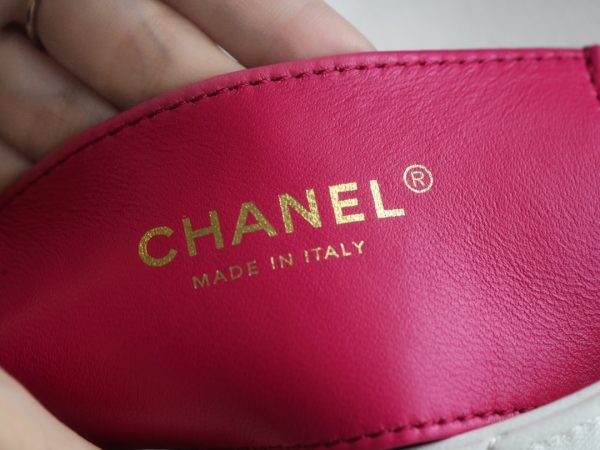 シャネル CHANEL バッグ 新作 2024 ホワイト AS2332 ラムスキン ゴールド金具 - 画像 (9)