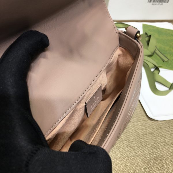 グッチ GGマーモント ミニ トップハンドルバッグ ダスティピンク ‎547260 DTDIT 5729 レザー ゴールド金具 - 画像 (7)