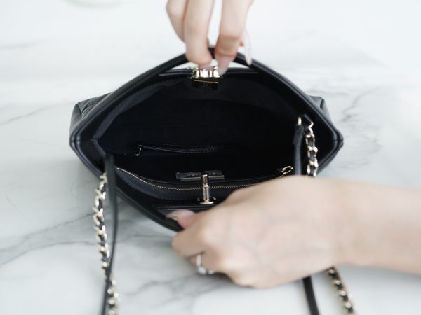 シャネル CHANEL シャネル31 ライン ブラック AS4133 ラムスキン ゴールド金具 - 画像 (6)