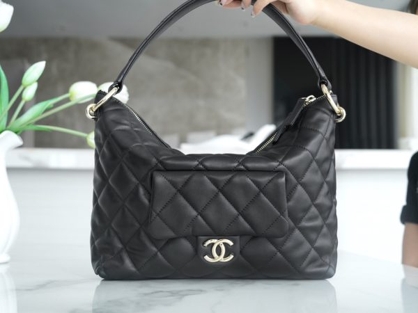 シャネル CHANEL バッグ 新作 2024 ブラック AS2352 ラムスキン シルバー金具 - 画像 (2)