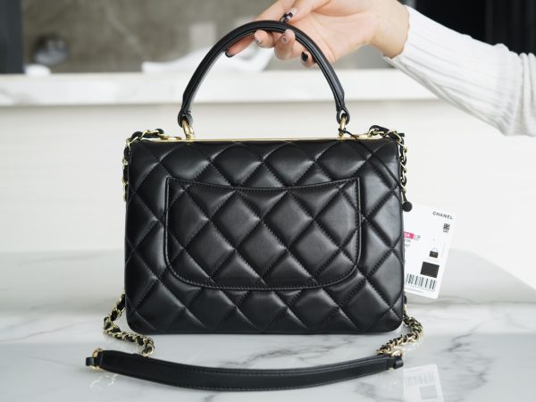 シャネル CHANEL バッグ 新作 2024 TrendyCC ブラック AS3233 ラムスキン ゴールド金具 - 画像 (3)