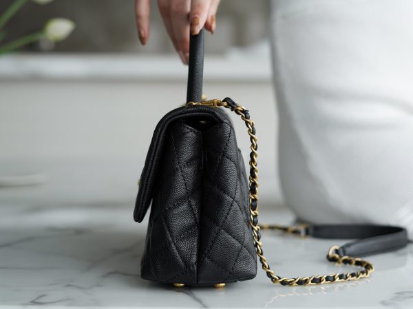 シャネル CHANEL バッグ 新作 2024 Coco Handle ブラック AS5503 キャビアスキン ゴールド金具 - 画像 (3)