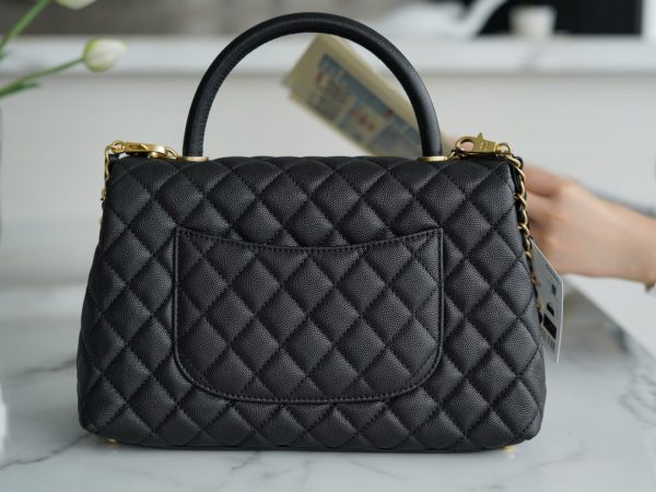 シャネル CHANEL バッグ 新作 2024 Coco Handle ブラック AS5505 キャビアスキン ゴールド金具 - 画像 (3)