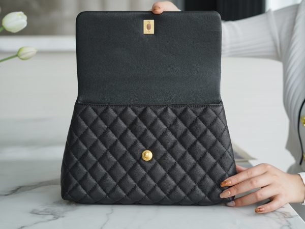 シャネル CHANEL バッグ 新作 2024 Coco Handle ブラック AS5505 キャビアスキン ゴールド金具 - 画像 (7)