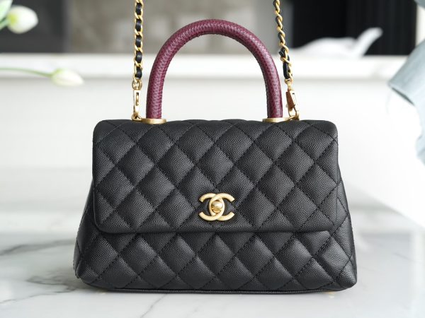 シャネル CHANEL バッグ 新作 2024 Coco Handle ブラック AS7706 キャビアスキン ゴールド金具