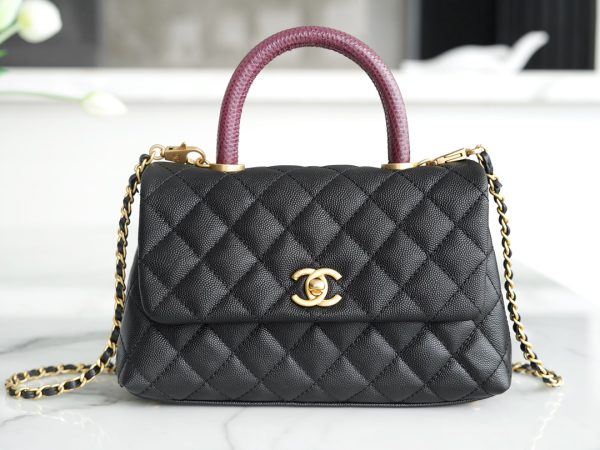 シャネル CHANEL バッグ 新作 2024 Coco Handle ブラック AS7706 キャビアスキン ゴールド金具 - 画像 (2)
