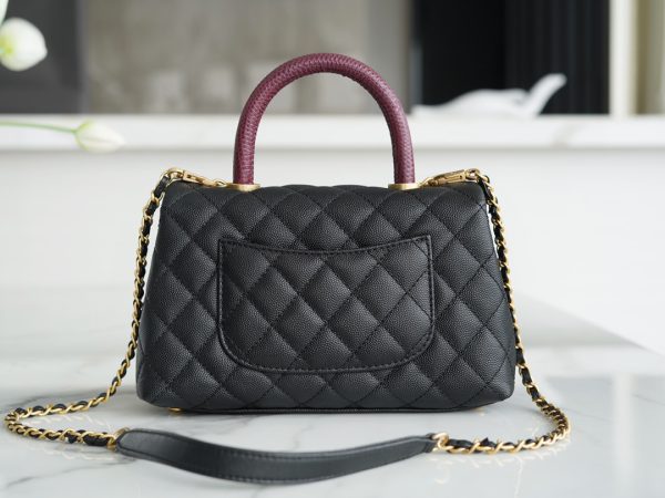 シャネル CHANEL バッグ 新作 2024 Coco Handle ブラック AS7706 キャビアスキン ゴールド金具 - 画像 (3)