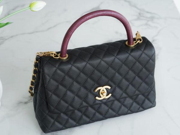 シャネル CHANEL バッグ 新作 2024 Coco Handle ブラック AS7708 キャビアスキン ゴールド金具 - 画像 (8)