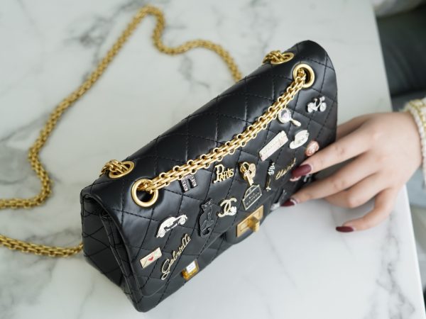 シャネル CHANEL バッグ 新作 2024 2.55 ブラック AS37586 ラムスキン ゴールド金具 - 画像 (8)