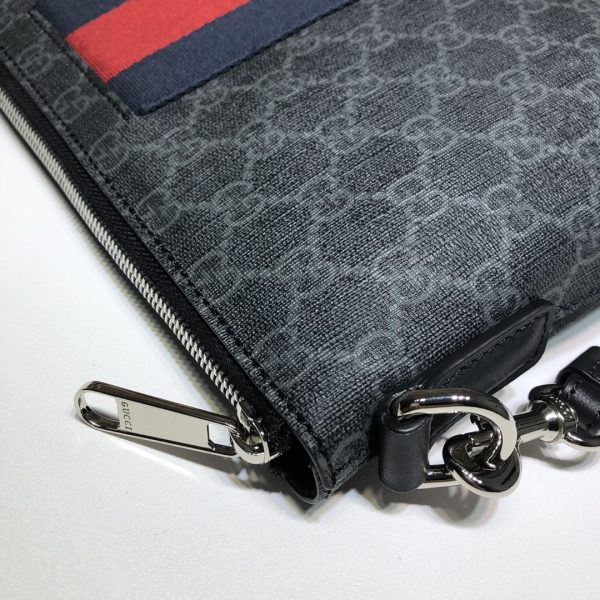 グッチ GUCCI メンズ クラッチバッグ WEB ウェブ ブラック/グレー×ネイビー×レッド 523603 9F2YN 1095 GGスプリーム キャンバス/レザー シルバー金具 - 画像 (4)
